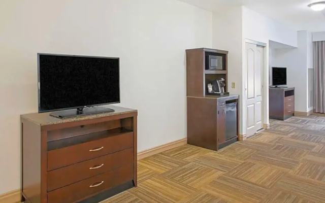 Standard Suite