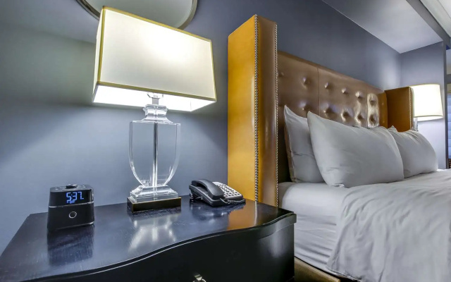 Double Suite