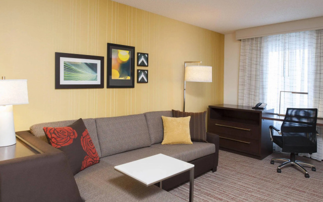 2 Bedrooms Suite