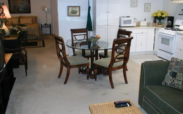 Quadruple Apartment