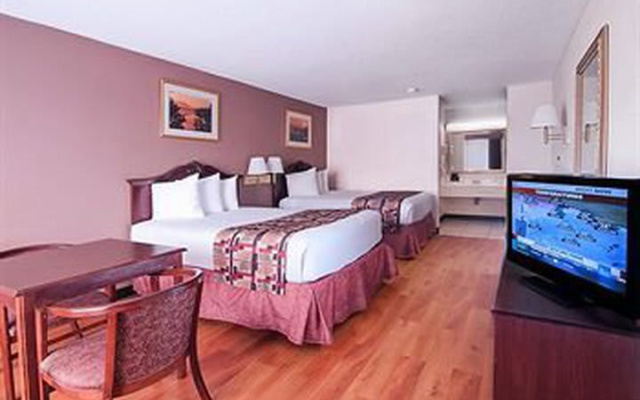 Economy room