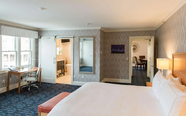 Premium room