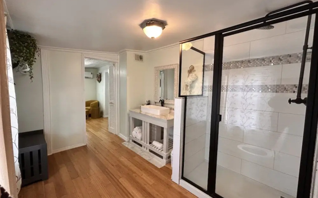 Grand room