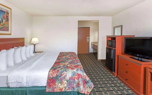 Sextuple Suite