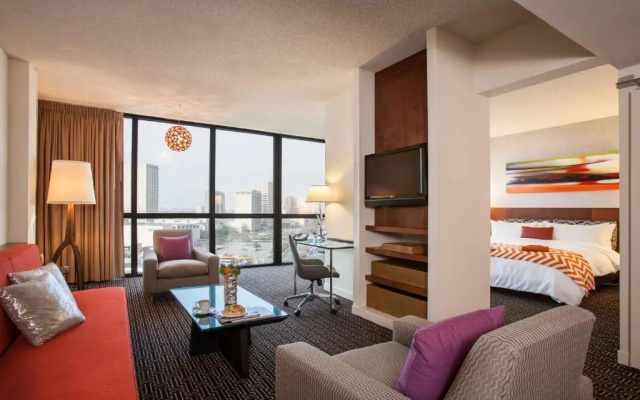 Suite with view