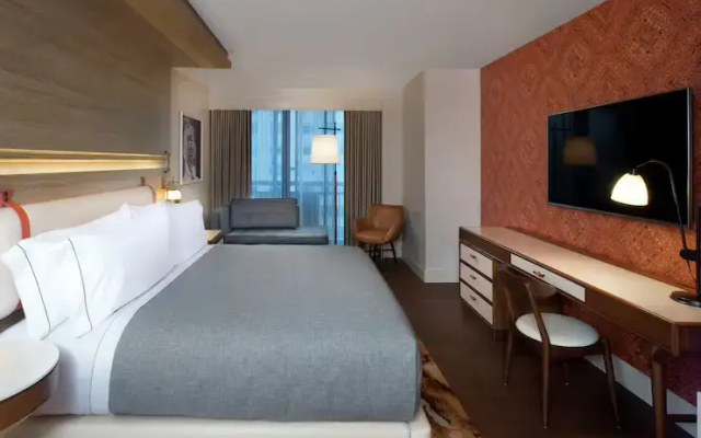 Premium room