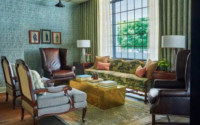 Standard Double room with city view