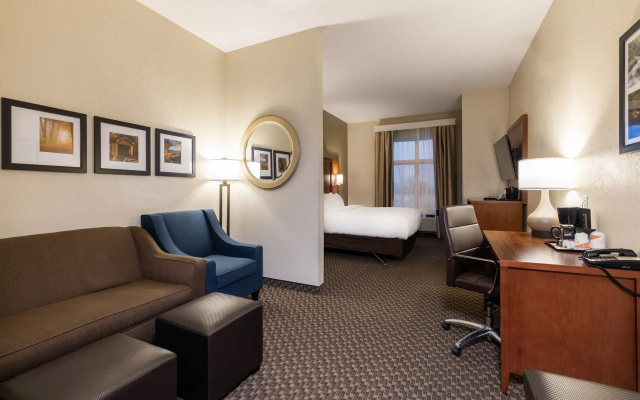 Double Suite