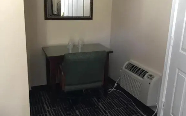 Economy room