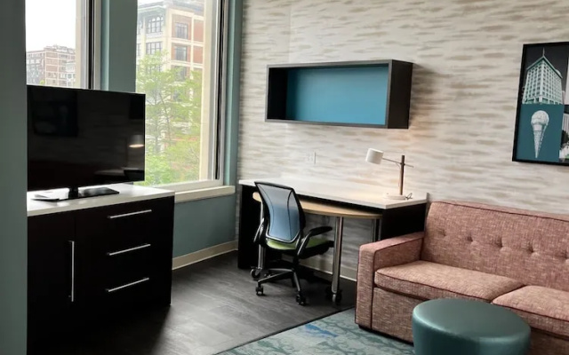 1 Bedroom Suite