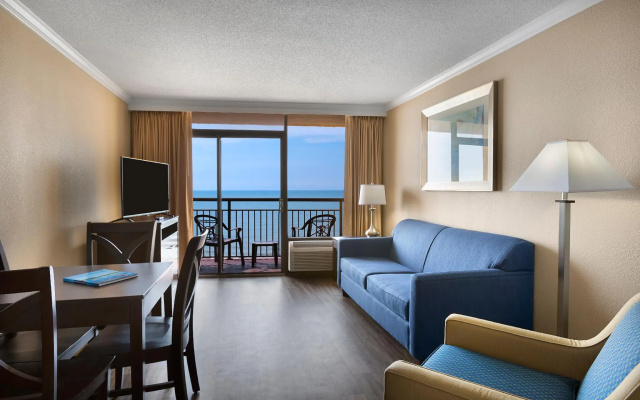 Suite oceanfront