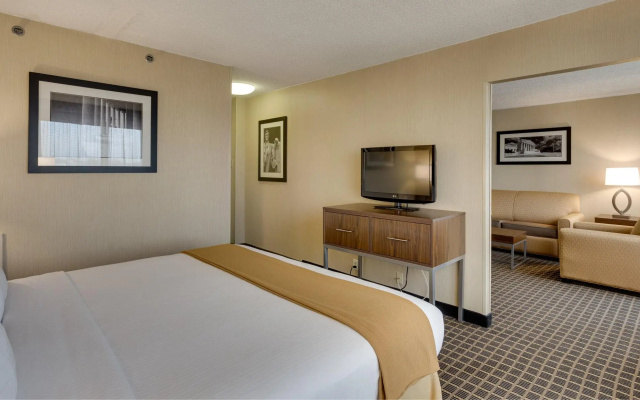 1 Bedroom Suite