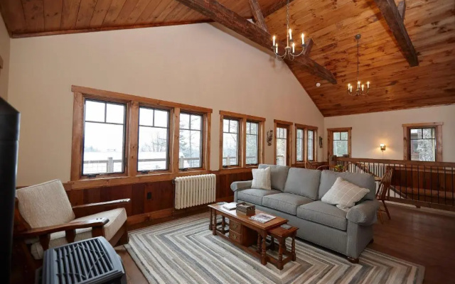 2 Bedrooms Cottage