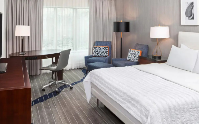 Deluxe Double room with city view
