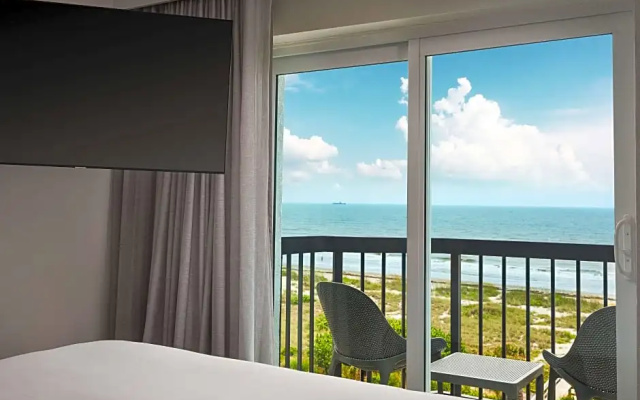 Deluxe Suite with ocean view