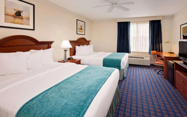 Quadruple Suite