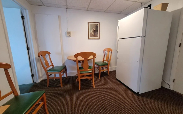 Standard Suite
