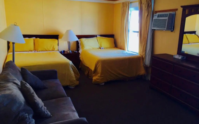 Standard Quadruple room