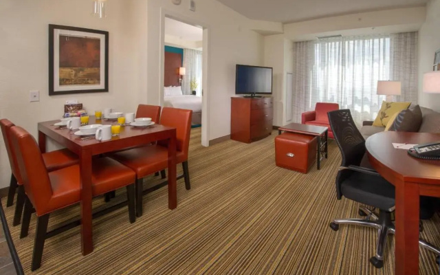 2 Bedrooms Suite
