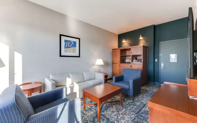 Executive Double Suite with Manhattan view