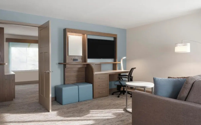 1 Bedroom Suite