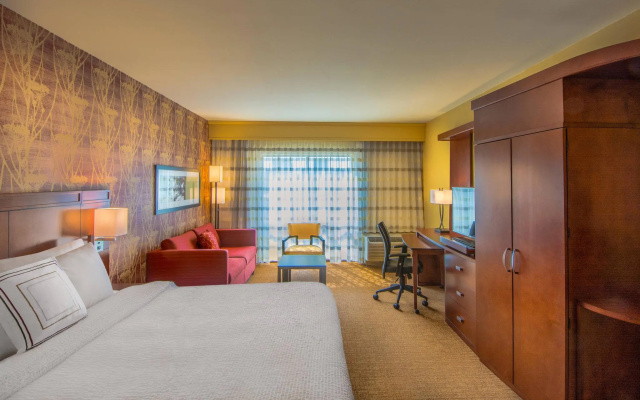 Standard Double room with city view