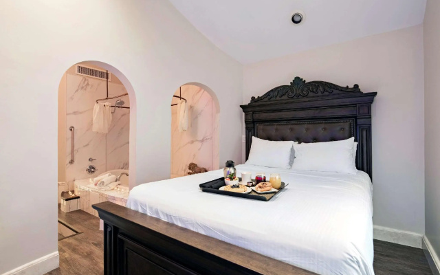 Double Suite