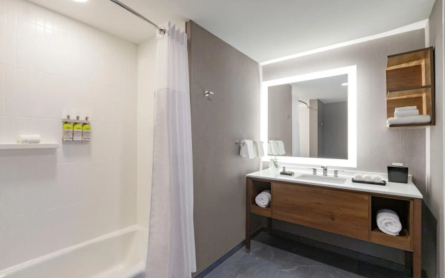 1 Bedroom Quadruple Suite