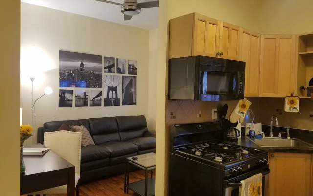 1 Bedroom Business room with balcony