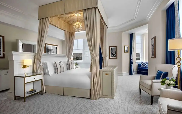1 Bedroom Nancy Hanks Suite