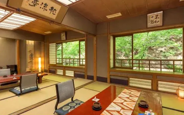 Standard Family room