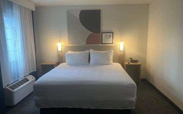 Double Suite with pool view