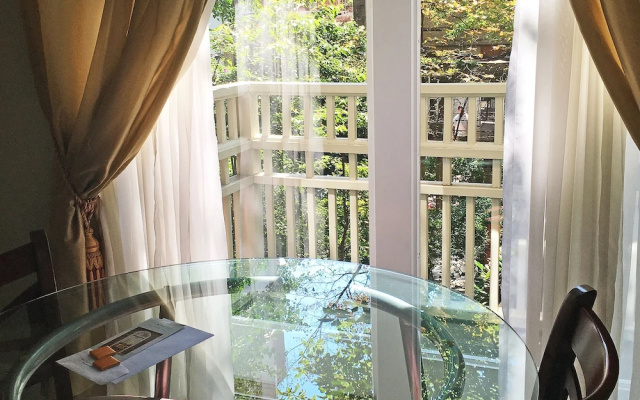Suite with balcony