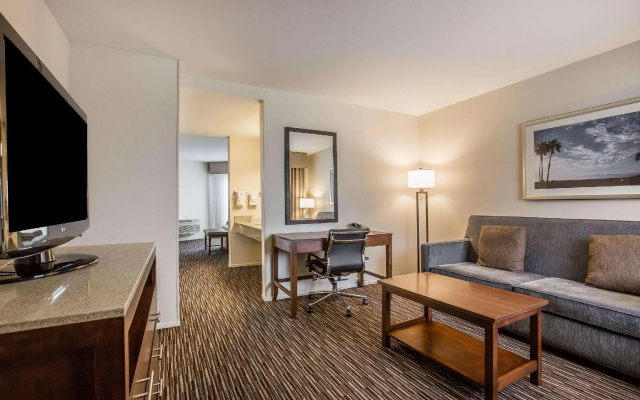 1 Bedroom Suite