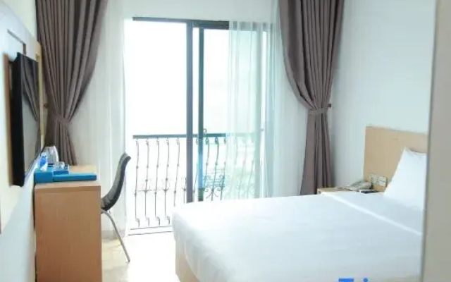 Premier room