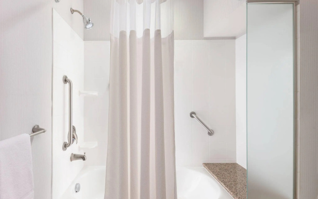 Executive Double Studio with courtyard view
