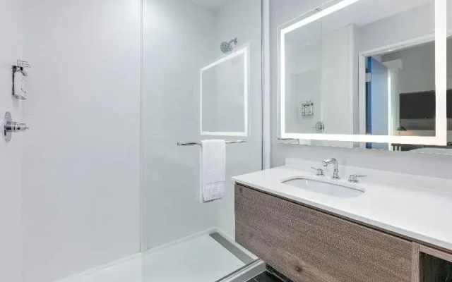 Standard Suite