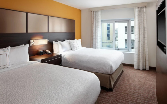 2 Bedrooms Suite