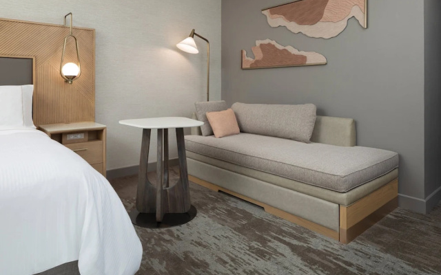1 Bedroom Presidential Suite with balcony