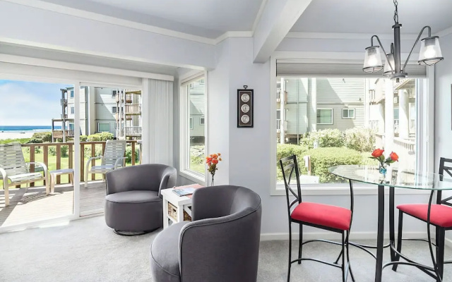 Studio with balcony
