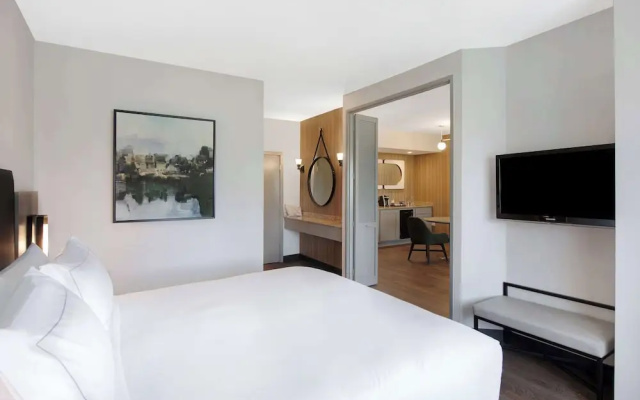 Standard Double room with view