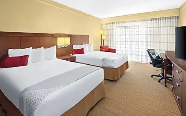 Quadruple Suite