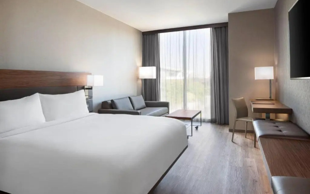 Standard Double room with city view