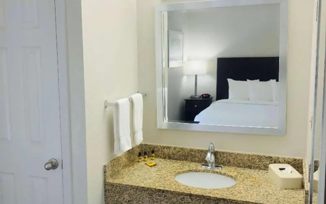 Quadruple Suite