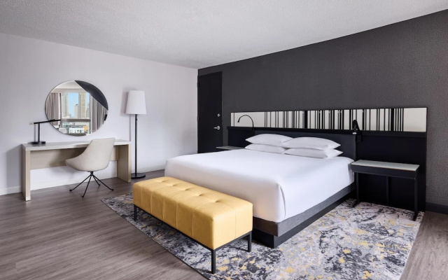 Skyline Junior Suite