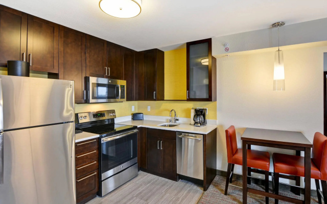 1 Bedroom Double Suite
