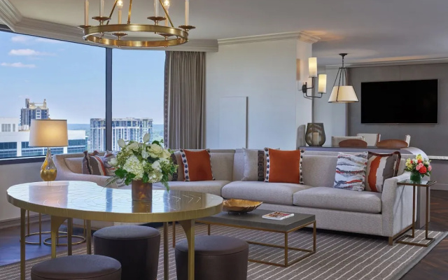 1 Bedroom Suite