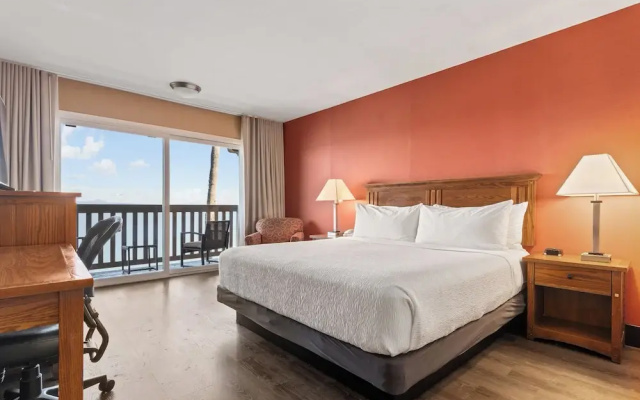 Standard Double room with balcony and with bay view