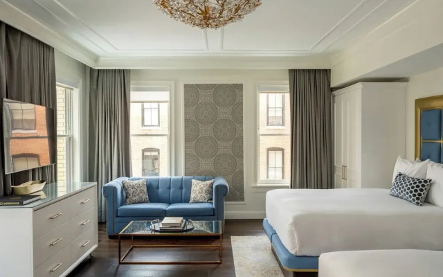 Quadruple Junior Suite
