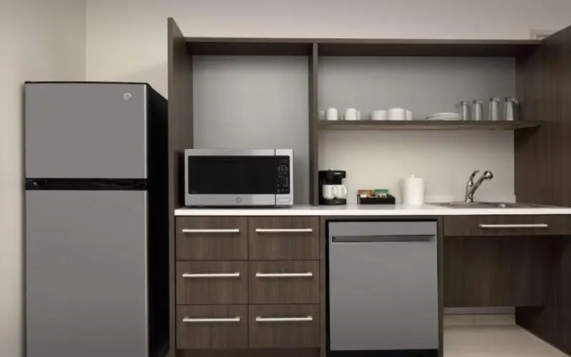 Standard Suite